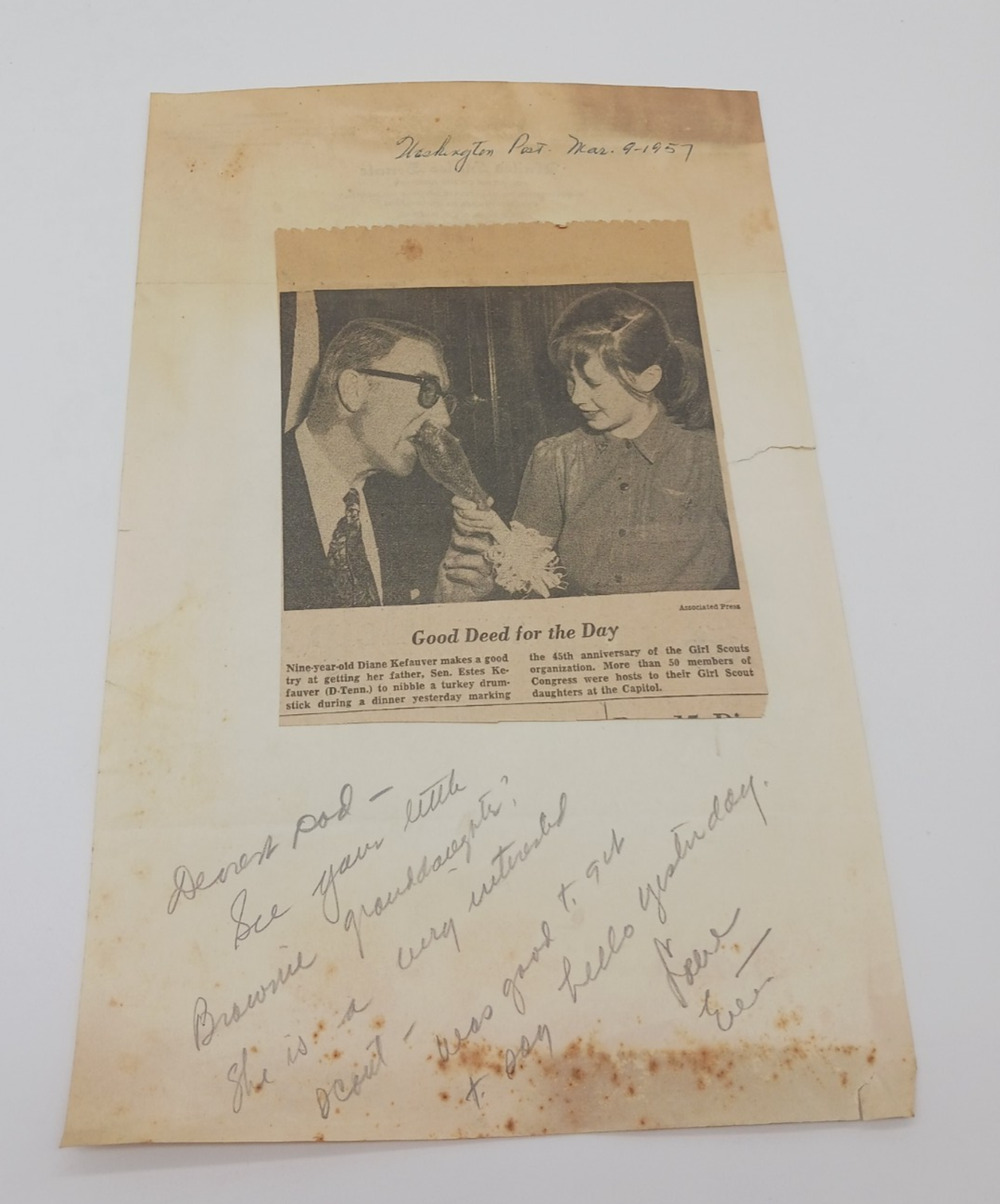 Handwrote Note Signed Estes Kefauver W/ Daughter Newspaper Clipping Sent To Dad